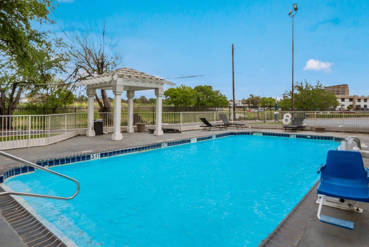 Motel 6-Dallas, Tx - Market Center Exterior foto