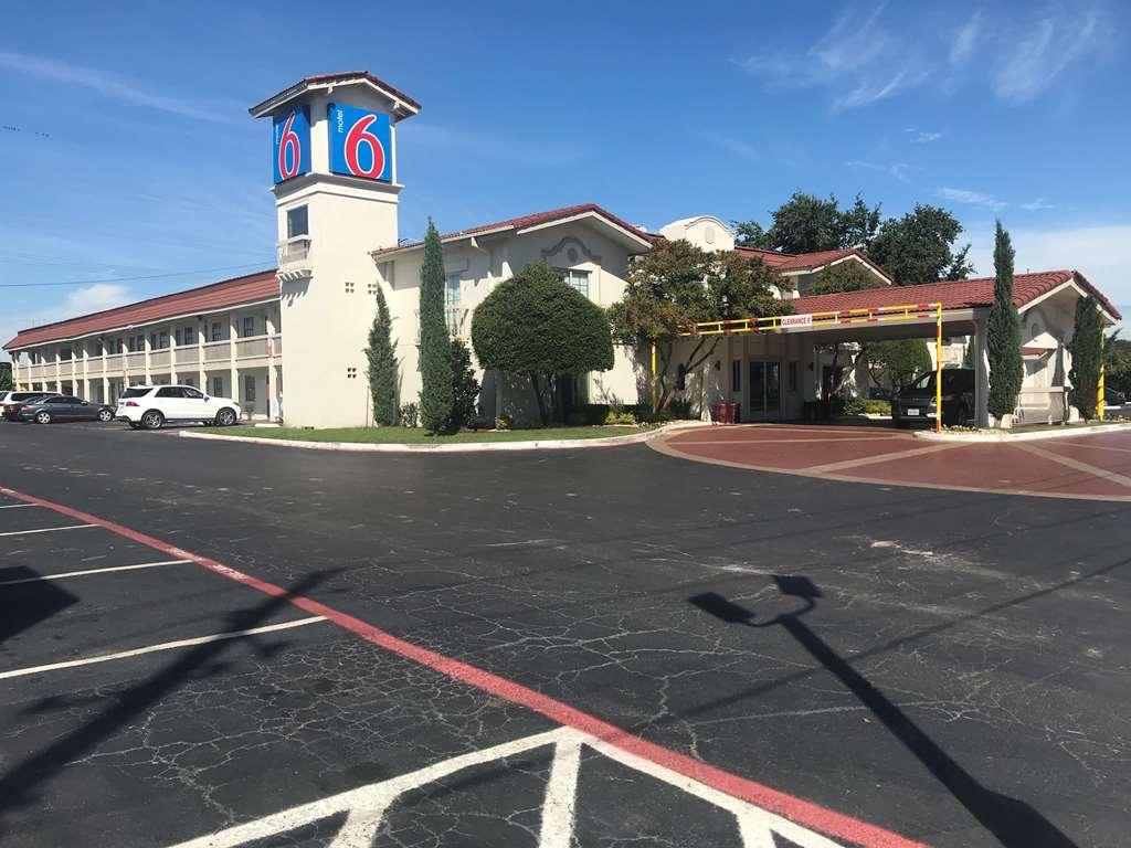 Motel 6-Dallas, Tx - Market Center Exterior foto