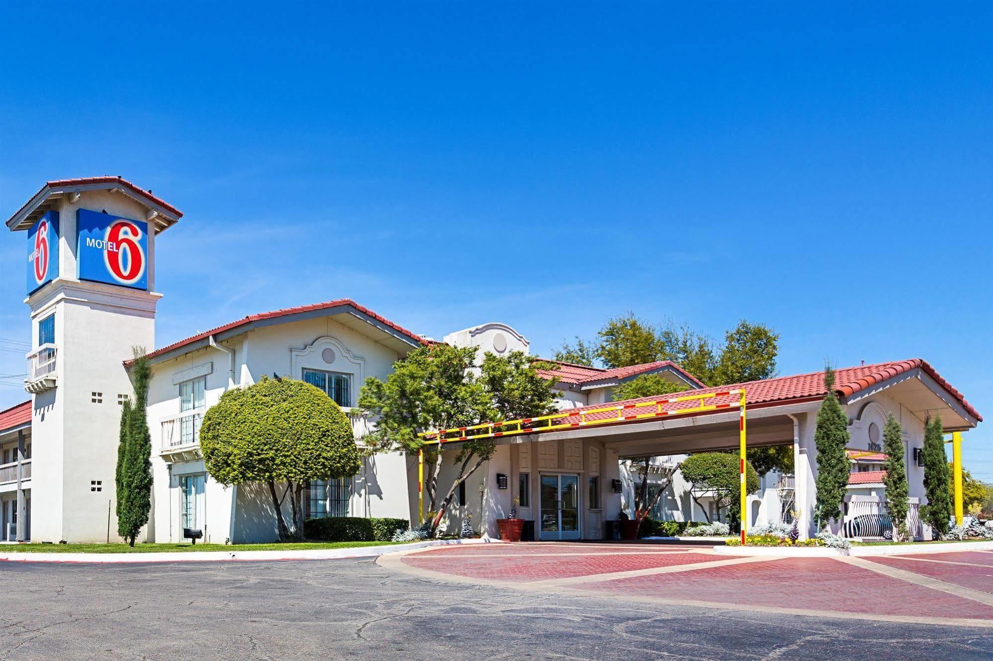 Motel 6-Dallas, Tx - Market Center Exterior foto