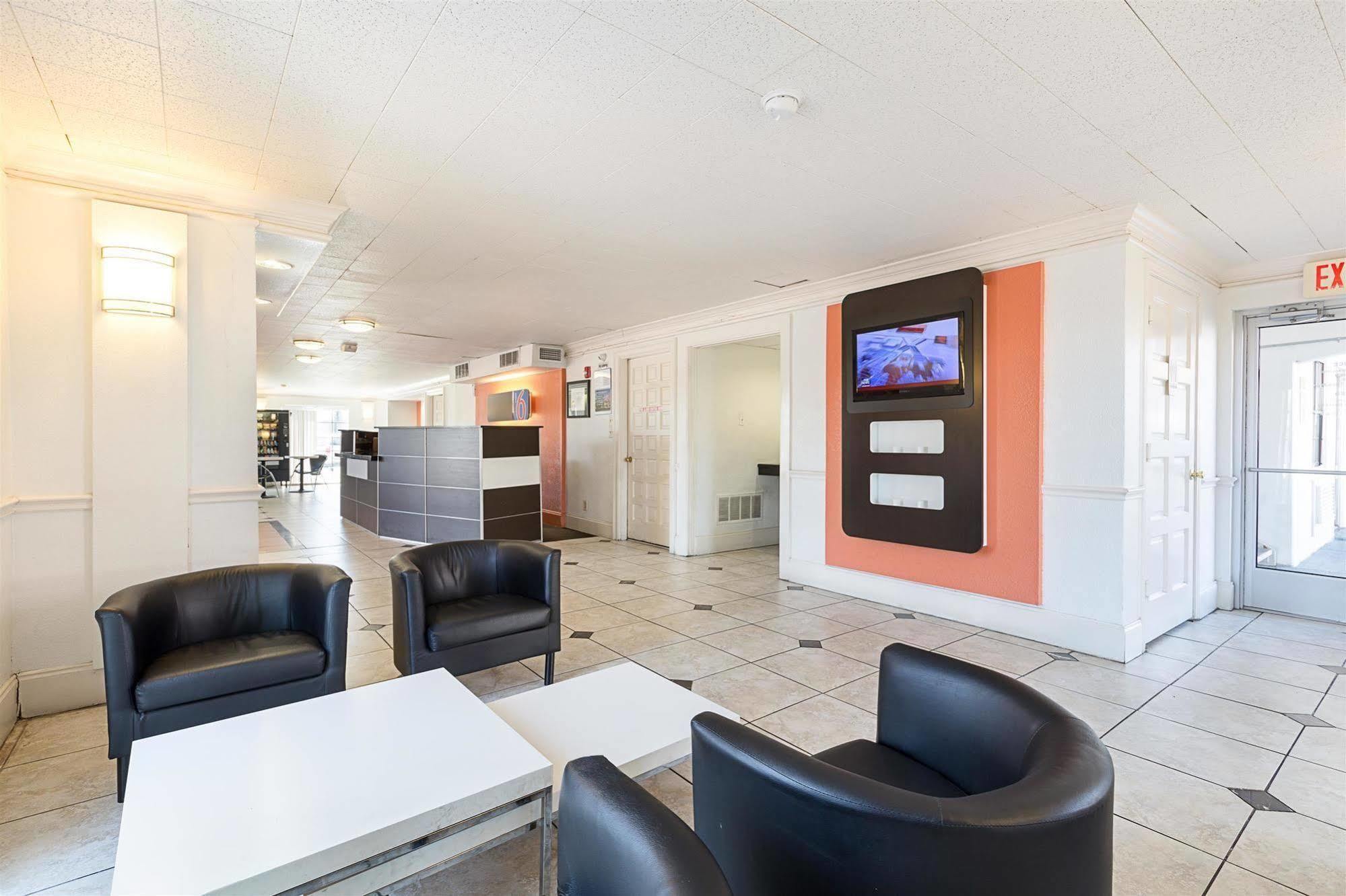 Motel 6-Dallas, Tx - Market Center Exterior foto