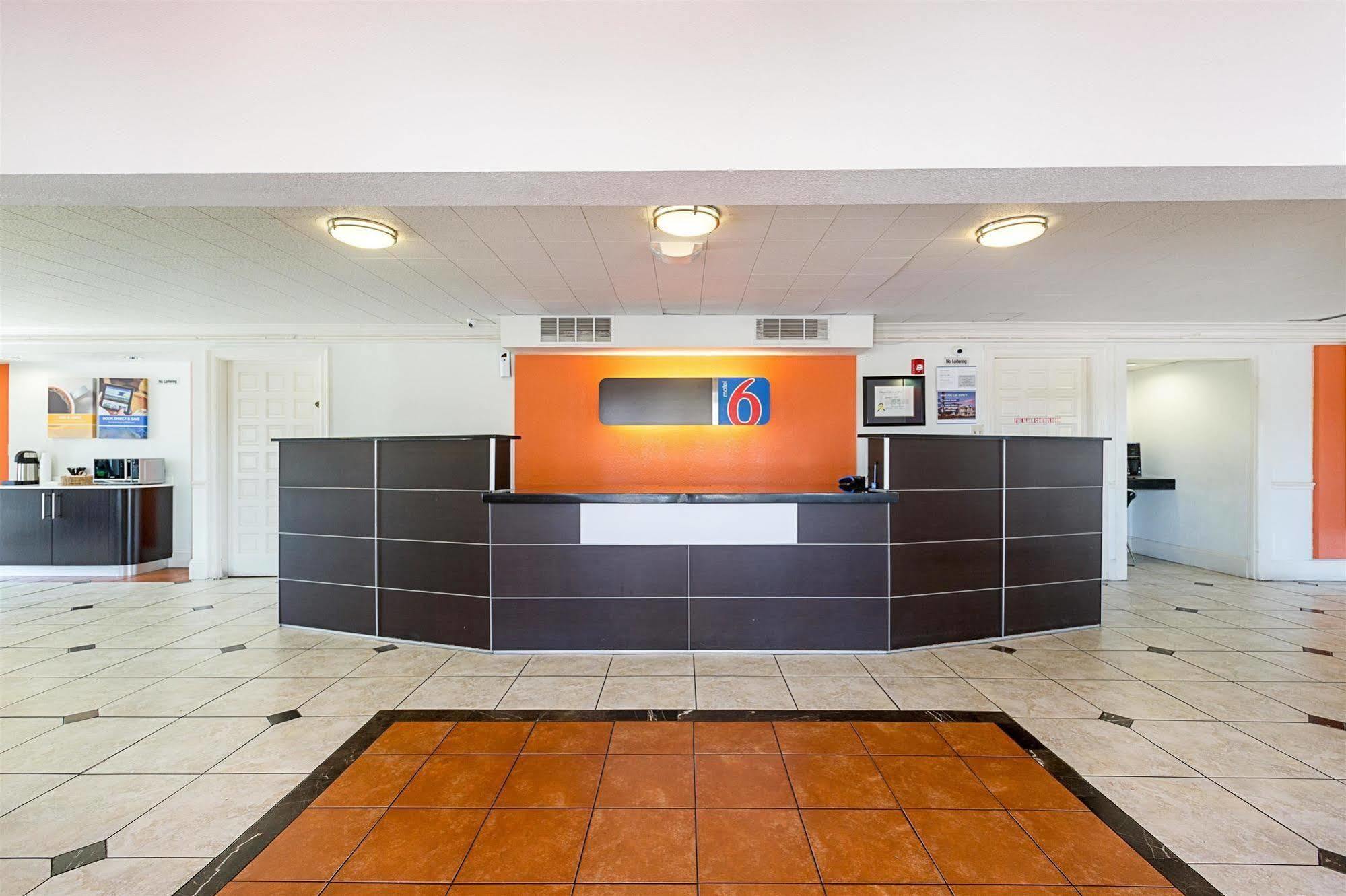 Motel 6-Dallas, Tx - Market Center Exterior foto